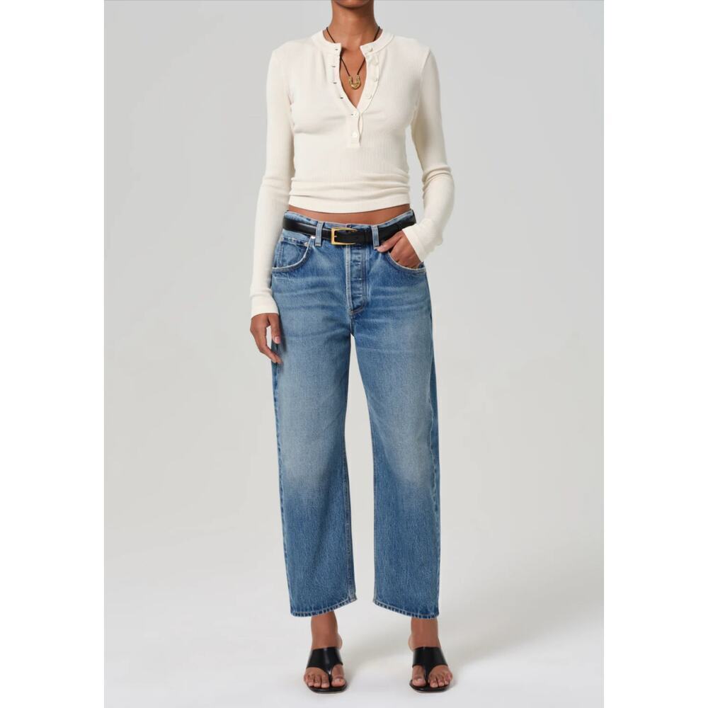 C of H Women's Dahlia Bow Leg Baby Roll Jean Size 30 Light Wash